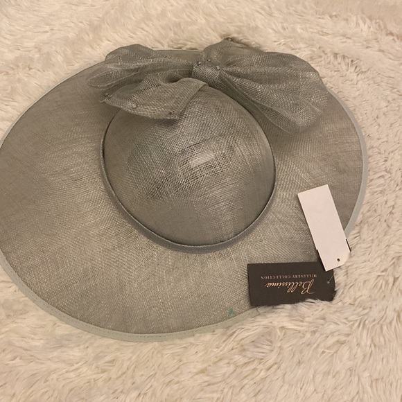 BELLISSIMA MILLINERY COLLECTION
Bow Sinamay Hatinator Hairslide one size green - Picture 8 of 8